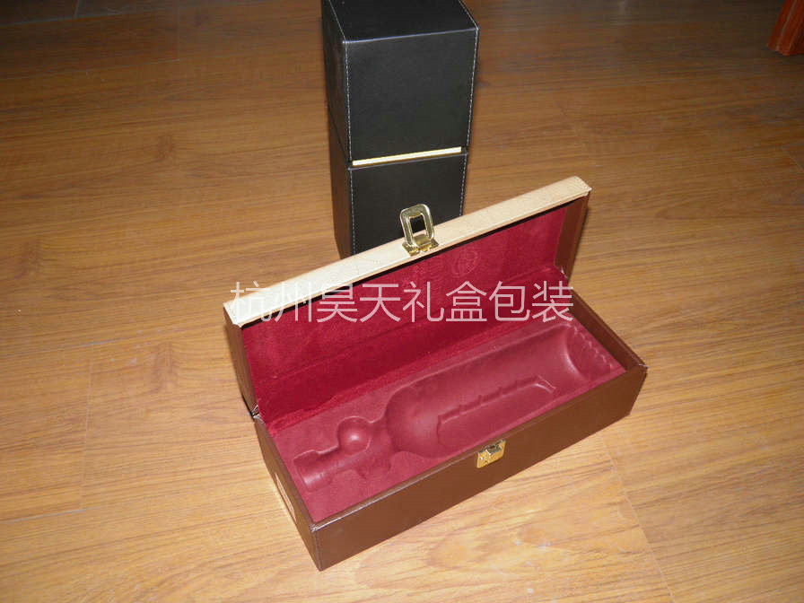單瓶皮酒盒